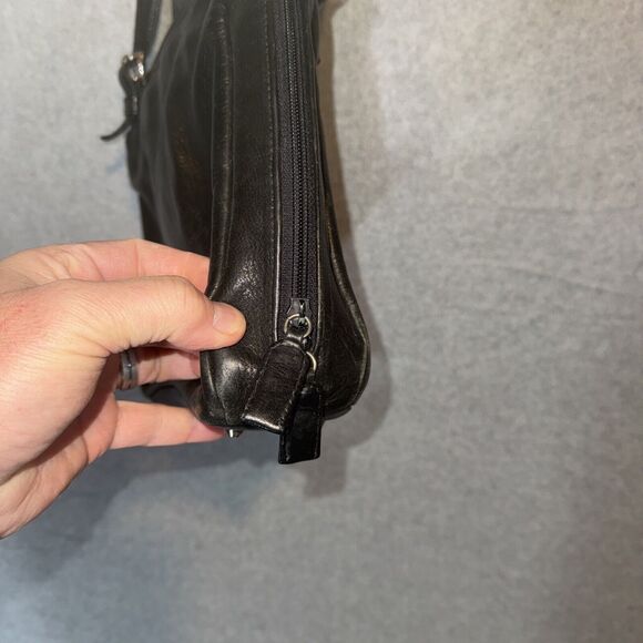 Tignanello Leather Bag - Picture 2 of 11